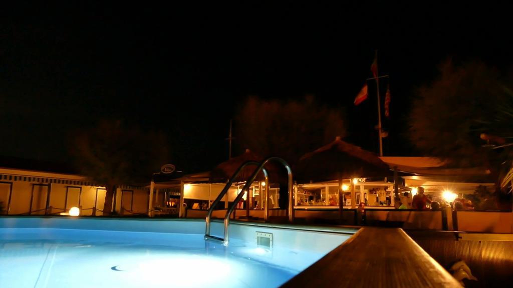Bed & Breakfast Venezia Marina Di Carrara Ngoại thất bức ảnh
