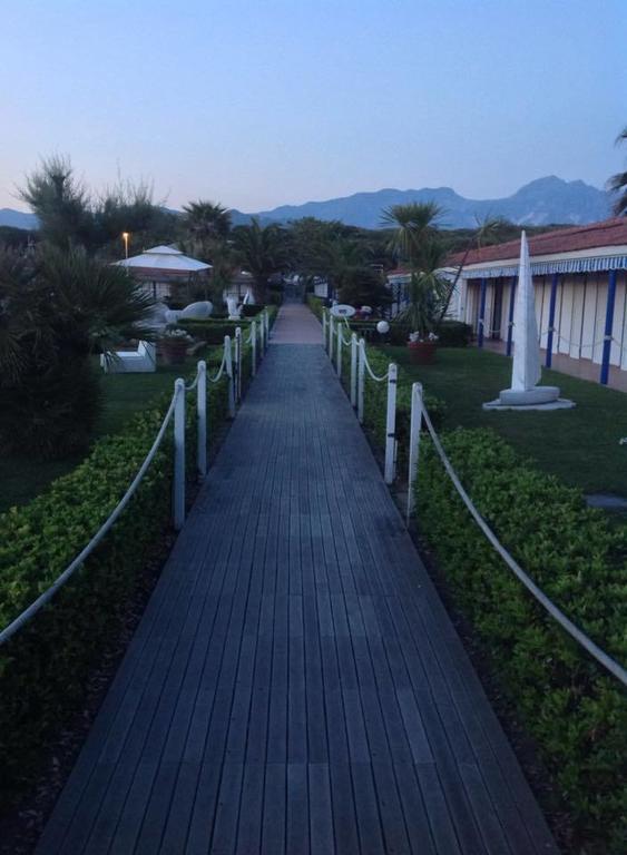 Bed & Breakfast Venezia Marina Di Carrara Ngoại thất bức ảnh