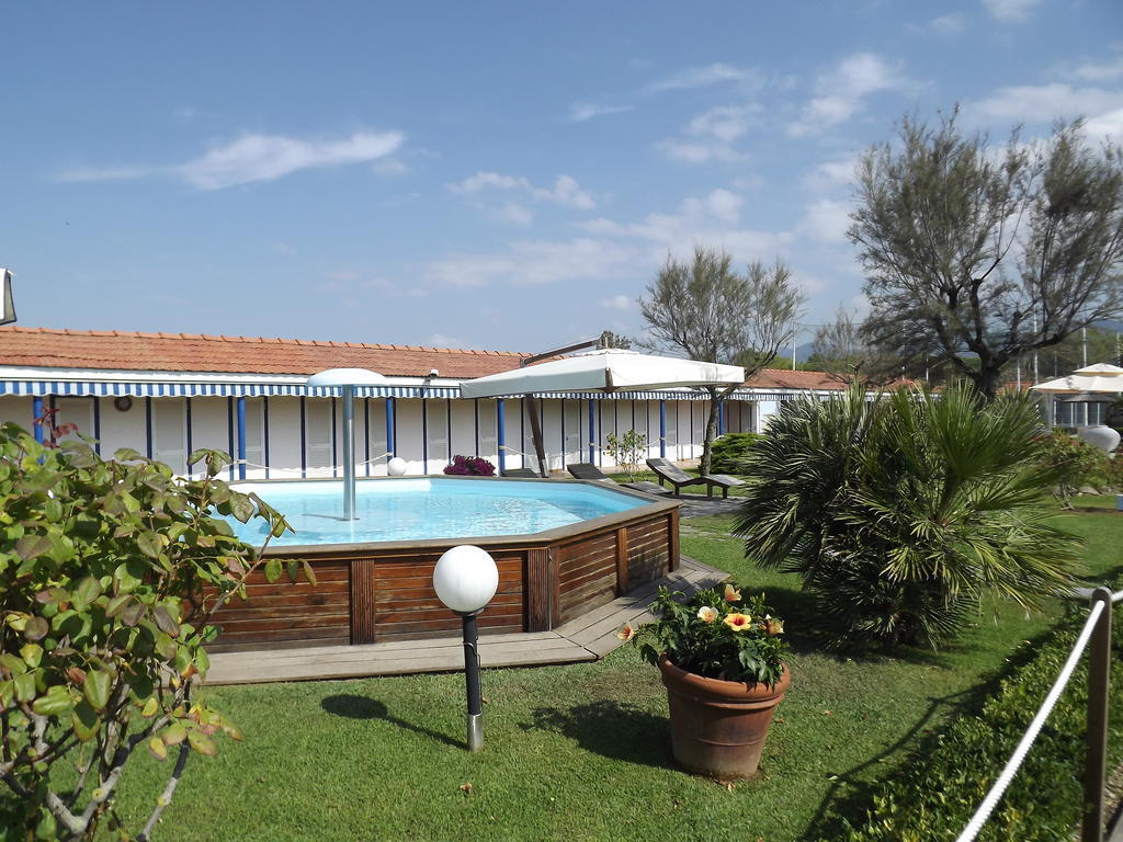 Bed & Breakfast Venezia Marina Di Carrara Ngoại thất bức ảnh