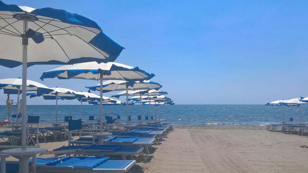 Bed & Breakfast Venezia Marina Di Carrara Ngoại thất bức ảnh